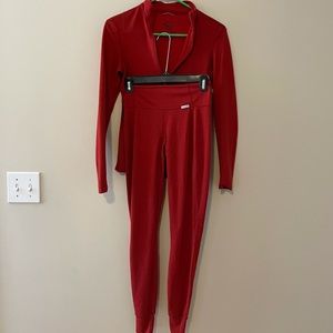 XS Red, Patagonia Women’s Capilene 2 Lightweight 1/2 Zip Neck top and tights